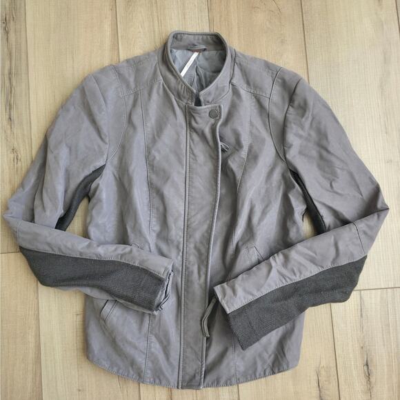 Free People Gray Faux Vegan Leather Zip Up Moto Jacket Women Sz 10 - Picture 2 of 16
